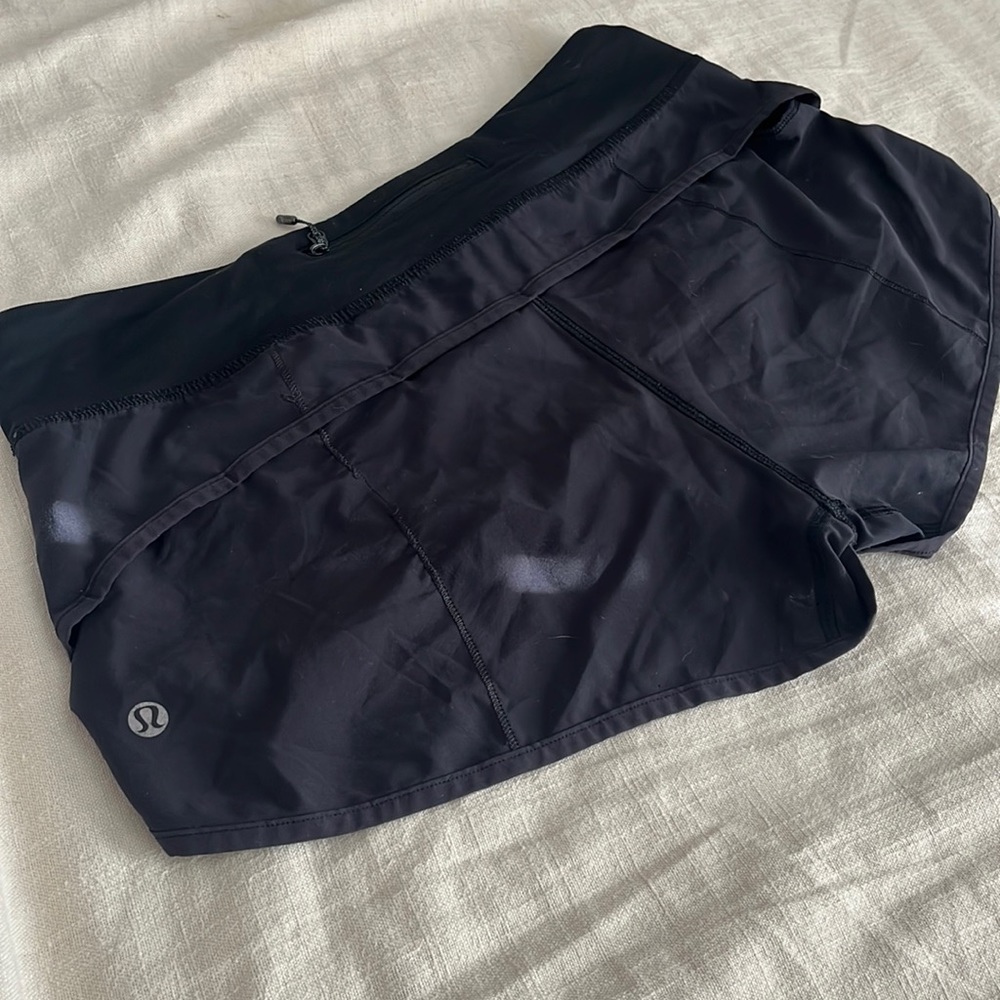 Lululemon Black Speed Up Shorts 2.5” inseam, size 8